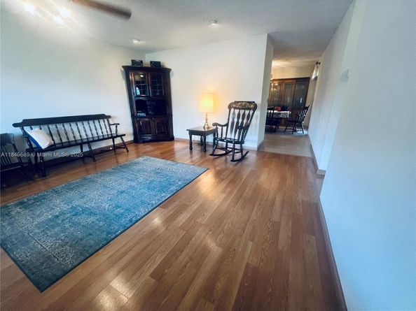 5264 SW 93rd Ave, Cooper City FL 33328
