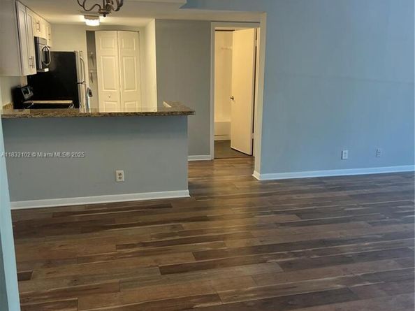 10725 Cleary Blvd 205, Plantation FL 33324