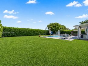 81 NW 18th St, Homestead FL 33030