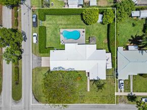 81 NW 18th St, Homestead FL 33030