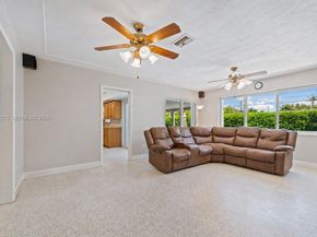 81 NW 18th St, Homestead FL 33030