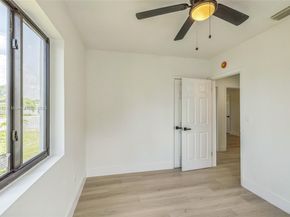 9055 NW 33rd Ave Rd, Miami FL 33147