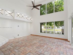 15601 SW 14th St, Pembroke Pines FL 33027