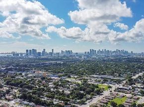 1286 NW 59th St, Miami FL 33142