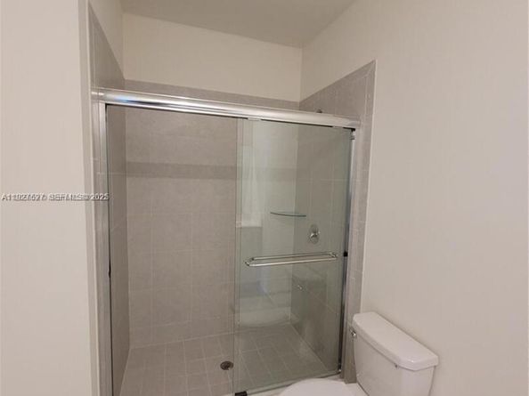 11125 W 33rd Ct, Hialeah FL 33018