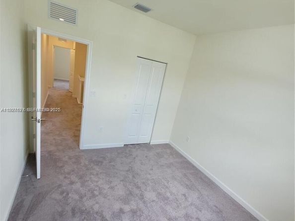 11125 W 33rd Ct, Hialeah FL 33018