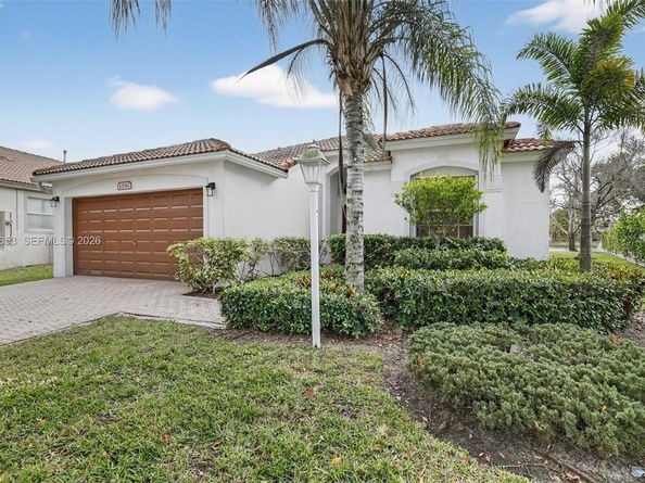 13262 NW 15th St, Pembroke Pines FL 33028