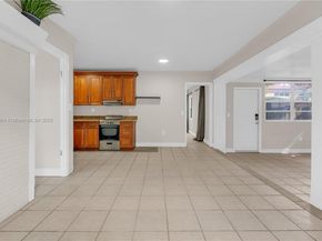 1806 SW 22nd St, Fort Lauderdale FL 33315