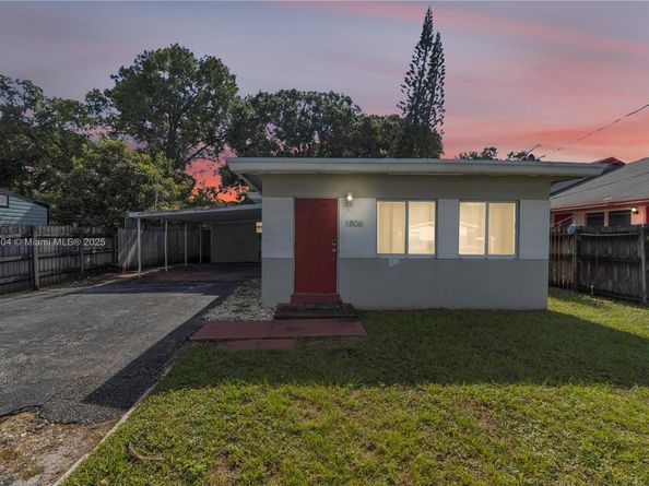 1806 SW 22nd St, Fort Lauderdale FL 33315