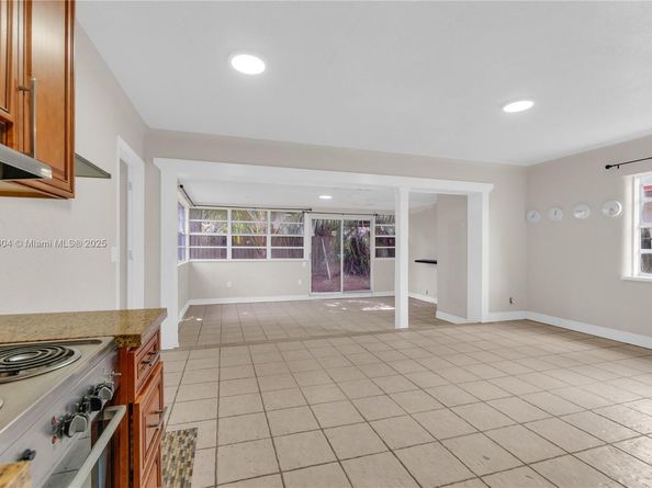 1806 SW 22nd St, Fort Lauderdale FL 33315