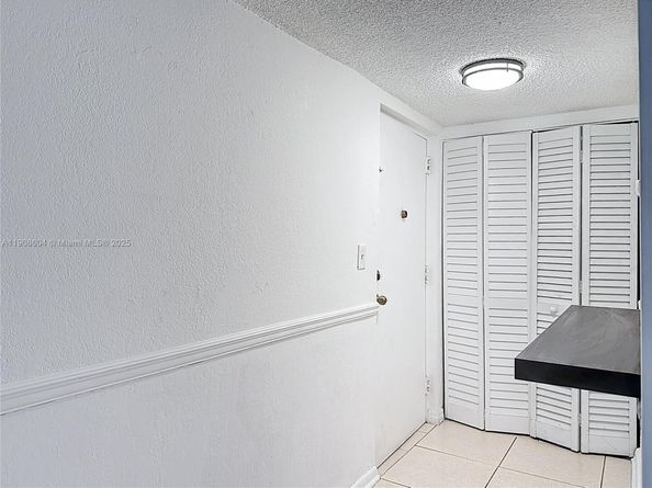 17600 NW 68th Ave B2004, Hialeah FL 33015