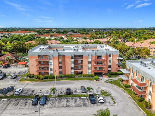 17600 NW 68th Ave B2004, Hialeah FL 33015