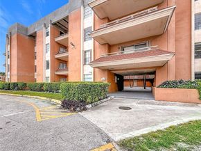 17600 NW 68th Ave B2004, Hialeah FL 33015