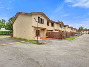 14201 SW 57th Ln 1A7, Miami FL 33183