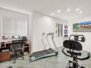 14201 SW 57th Ln 1A7, Miami FL 33183