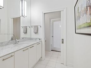 2001 Meridian Ave 107, Miami Beach FL 33139