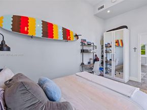 2001 Meridian Ave 107, Miami Beach FL 33139