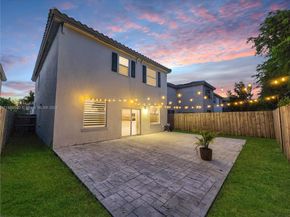 1401 SE 27th Ter, Homestead FL 33035