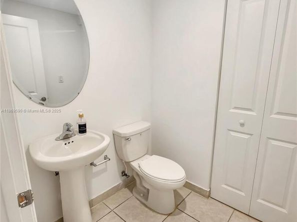 1401 SE 27th Ter, Homestead FL 33035