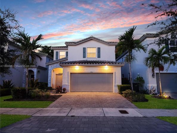 1401 SE 27th Ter, Homestead FL 33035