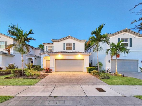 1401 SE 27th Ter, Homestead FL 33035