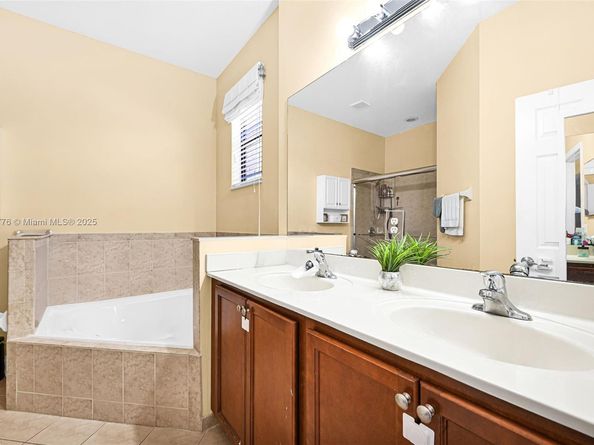 23481 SW 113th Ave, Homestead FL 33032