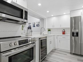 8650 SW 133rd Ave Rd 308, Miami FL 33183