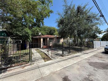1239 NW 31st St