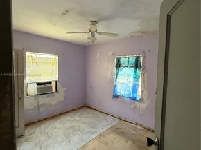 1239 NW 31st St, Miami FL 33142