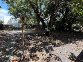 1239 NW 31st St, Miami FL 33142