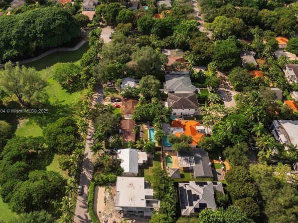 4120 Hardie Ave, Miami FL 33133