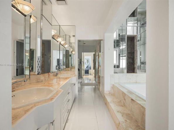 4120 Hardie Ave, Miami FL 33133