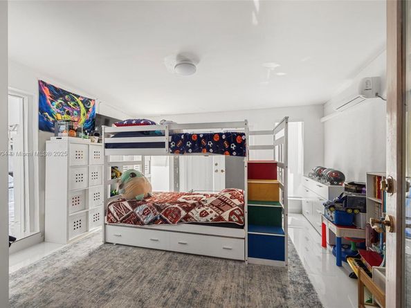 4120 Hardie Ave, Miami FL 33133