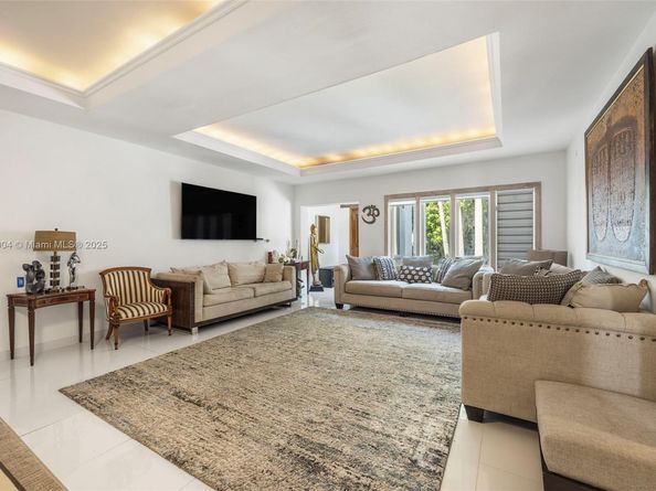 4120 Hardie Ave, Miami FL 33133