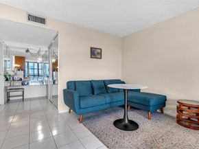 1000 Parkview Dr 715, Hallandale Beach FL 33009