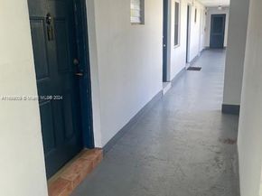 1350 NE 191st St B203, Miami FL 33179