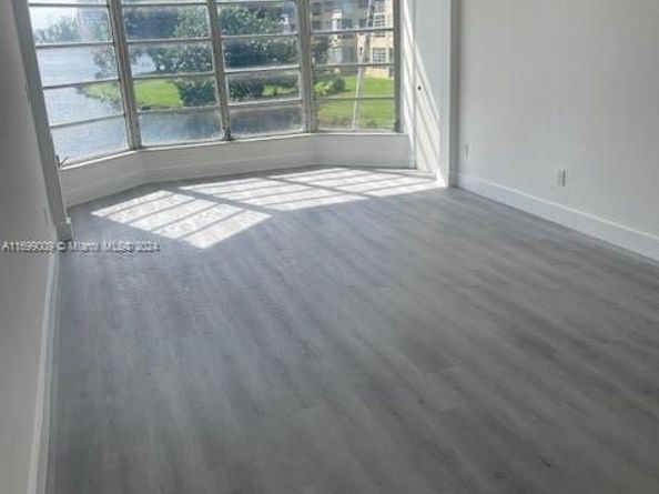 1350 NE 191st St B203, Miami FL 33179