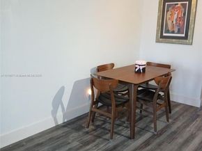 1000 SW 10th Ter 17P, Hallandale Beach FL 33009