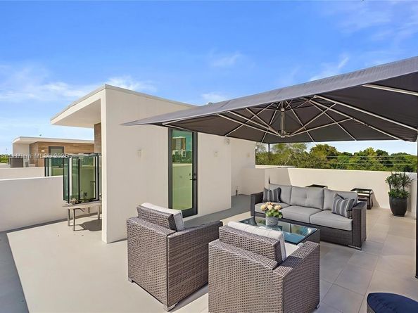 531 NE 61st St, Miami FL 33137