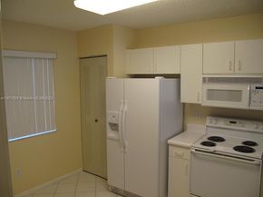 9511 Weldon Cir G402, Tamarac FL 33321