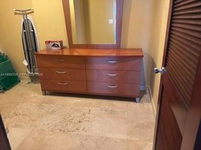 100 Lincoln Rd PH4, Miami Beach FL 33139
