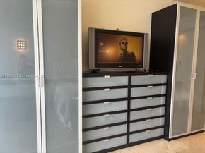 100 Lincoln Rd PH4, Miami Beach FL 33139