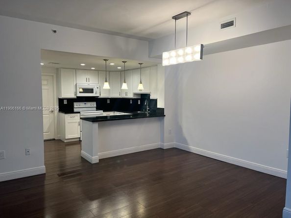 Undisclosed Address #A11906166, Doral FL 33178