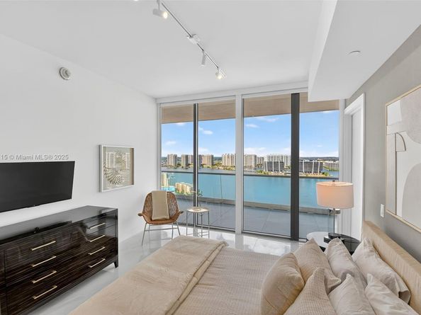 18501 Collins Ave 2504, Sunny Isles Beach FL 33160
