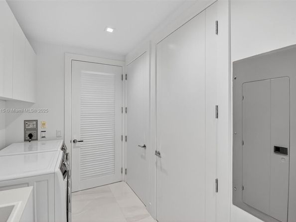 18501 Collins Ave 2504, Sunny Isles Beach FL 33160