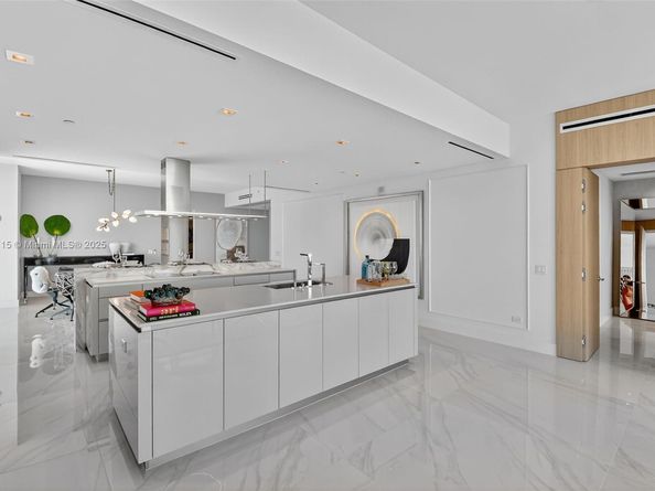 18501 Collins Ave 2504, Sunny Isles Beach FL 33160