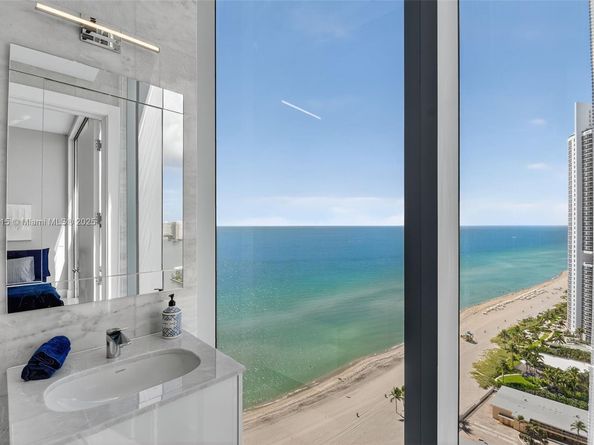 18501 Collins Ave 2504, Sunny Isles Beach FL 33160