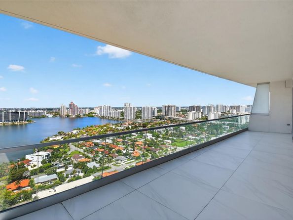 18501 Collins Ave 2504, Sunny Isles Beach FL 33160