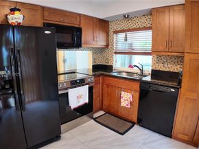 14909 SW 141st Pl, Miami FL 33186