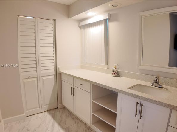 14909 SW 141st Pl, Miami FL 33186